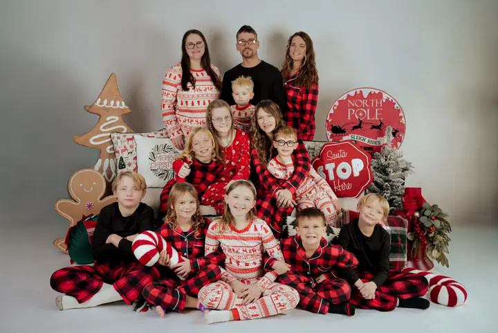 Mini Sessions & Seasonal — Holiday — Christmas pajamas